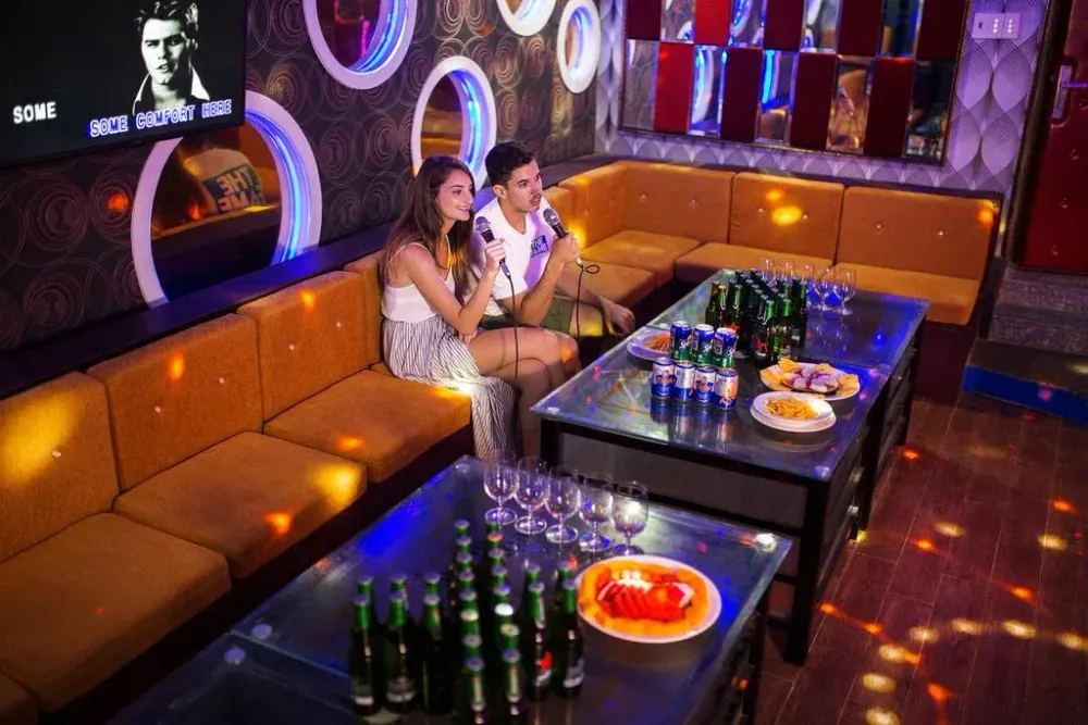 karaoke-01-_1732604990.webp